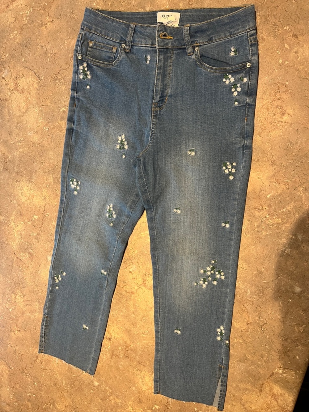 Embroidered Cropped High Rise Jeans - Picture 2 of 6